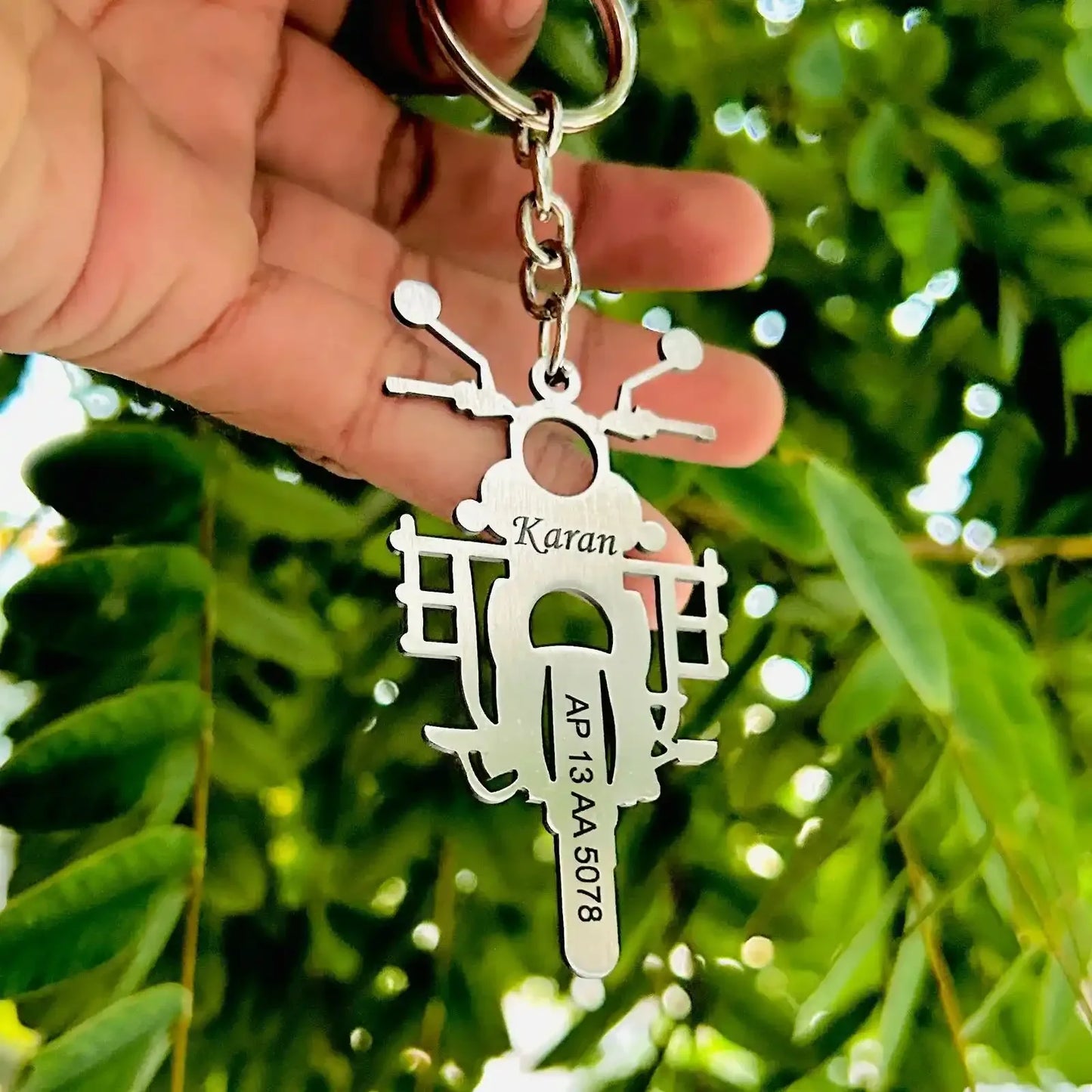 Karan Bike Keychain | Precious Art Gifts