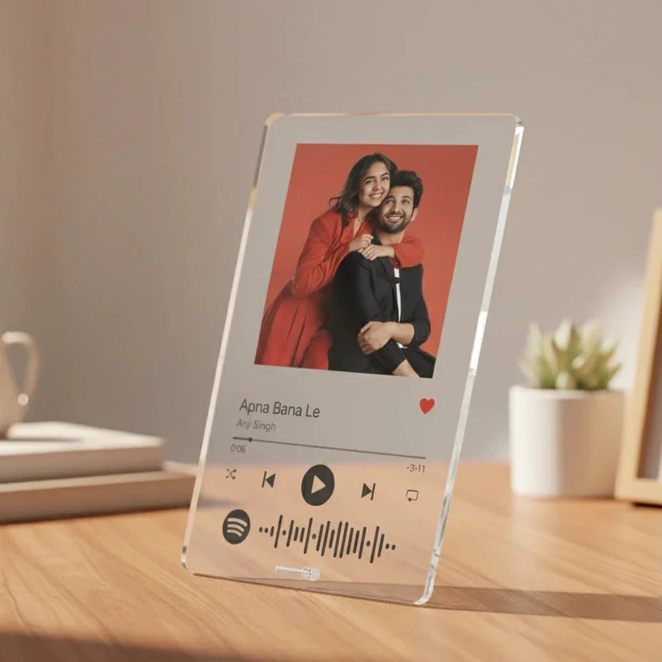 Stylish side view of personalized Spotify photo frame showing glass thickness and reflectio
