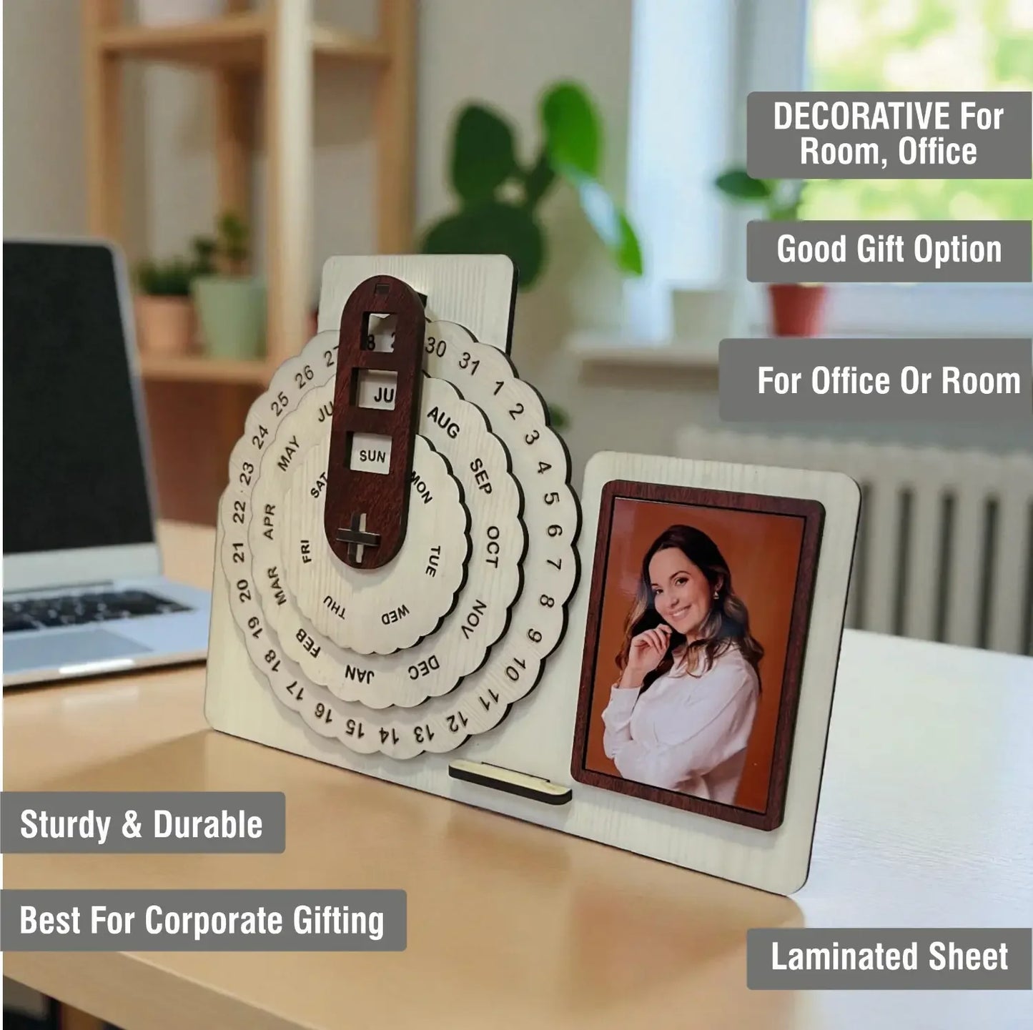 Unique gift idea – personalized photo desk calendar