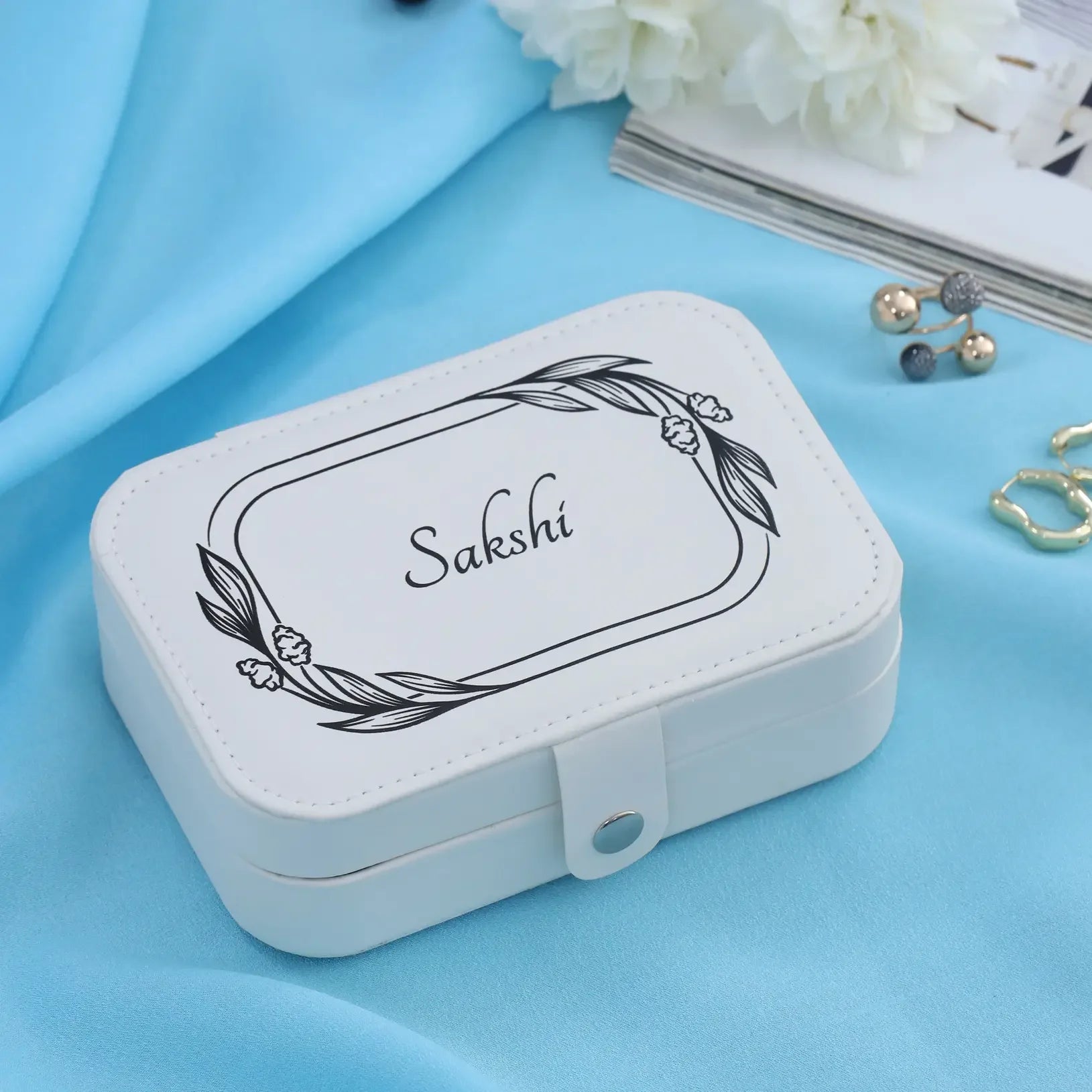 Personalized White Jewellery Box with Name – Gift for Girls