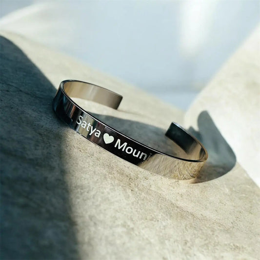 Custom Engraved Silver Bracelet for Men & Women – Personalized Name Jewelry